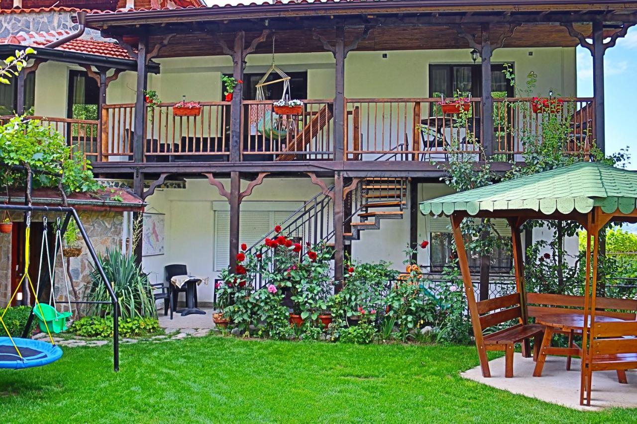 Green House - Попниколови ساباريفا بانيا المظهر الخارجي الصورة